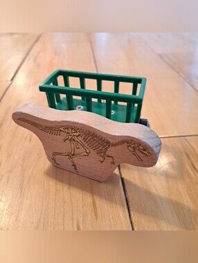 HTF!  FOSSIL SKELETON from OLIVER'S FOSSIL FREIGHT! Thomas Train Wooden Railway